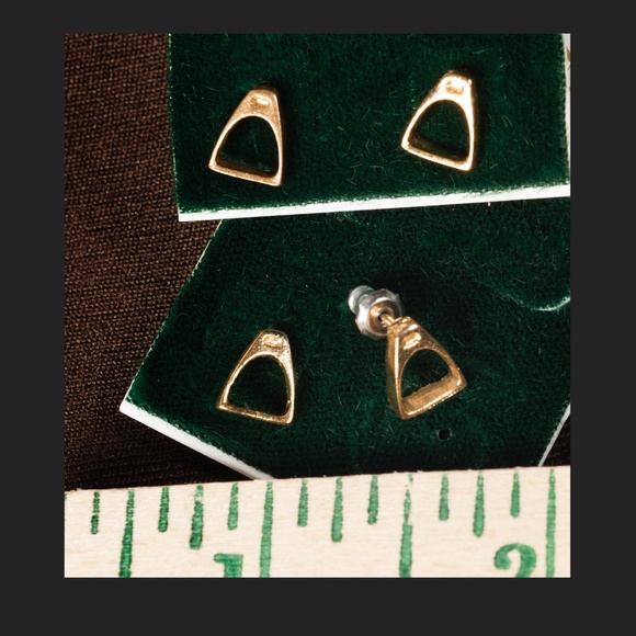 Equestrian Gold Tone Earrings - Picture 3 of 5